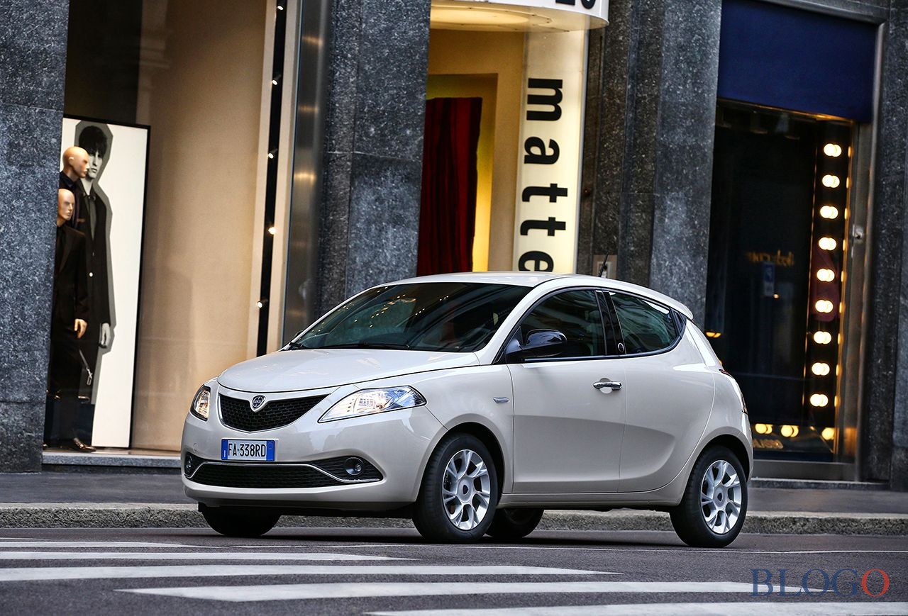 Lancia Ypsilon