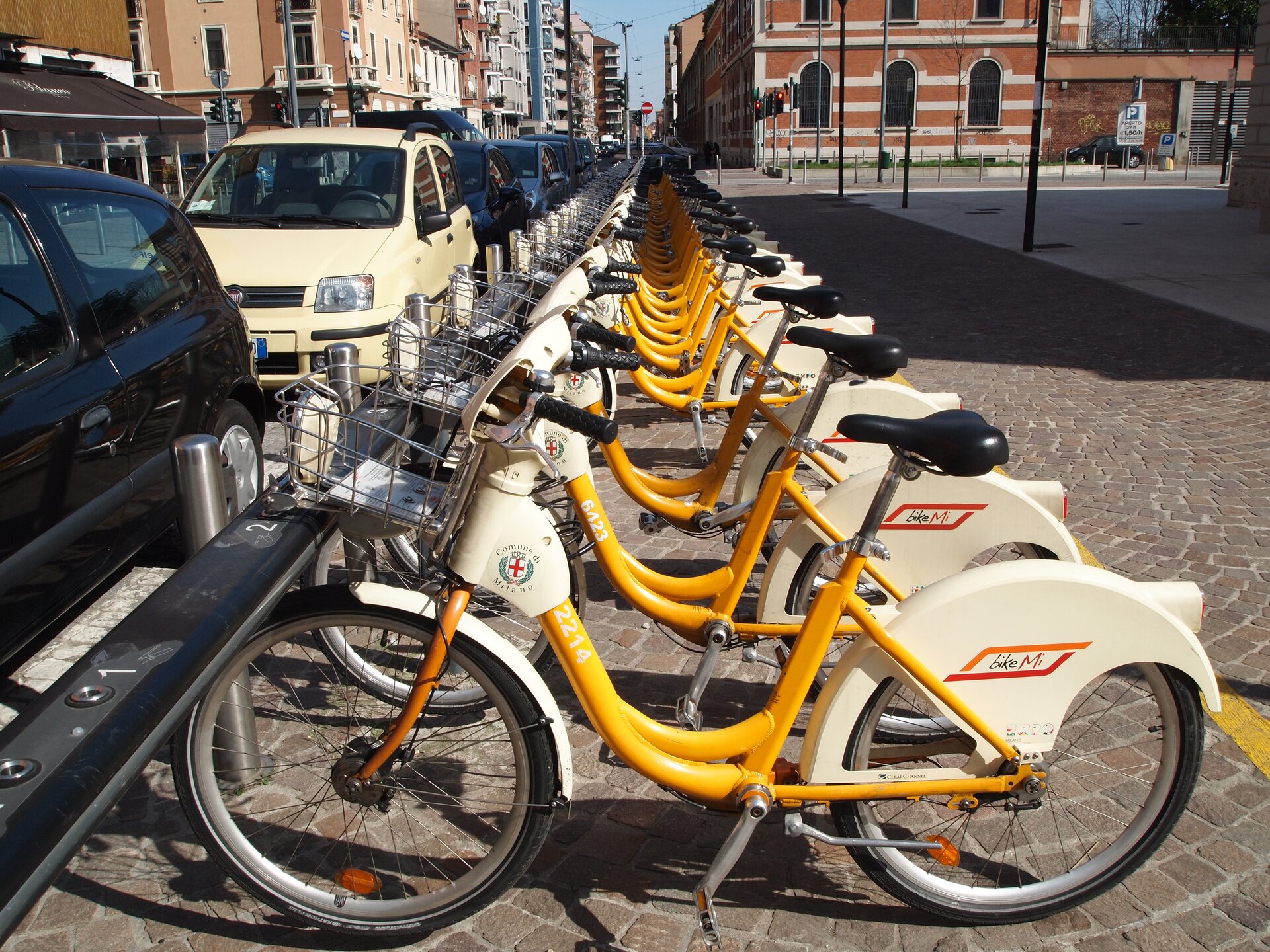 bike sharing milano