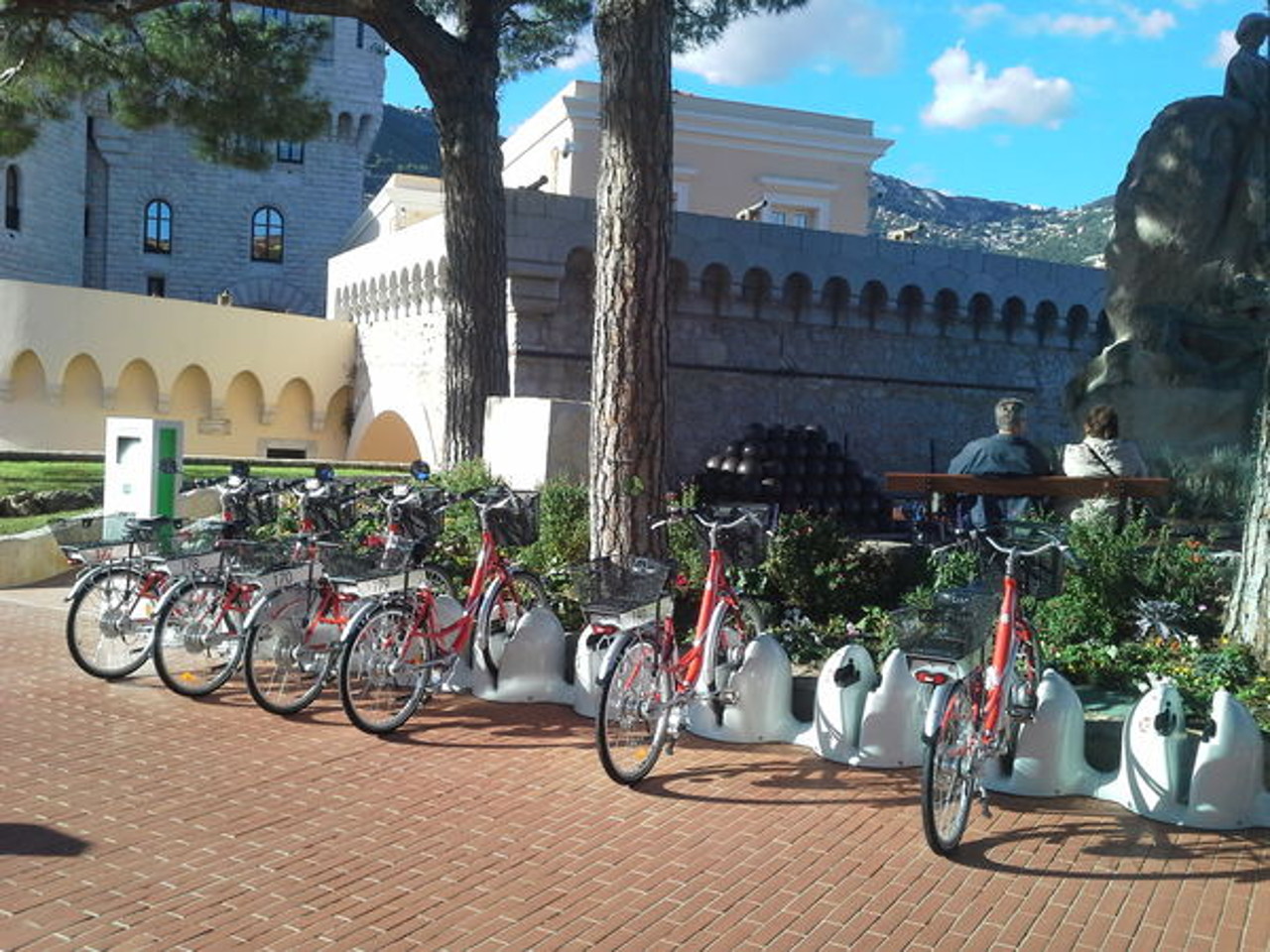 Bici elettriche: nel Principato di Monaco 1 ogni 370 residenti
