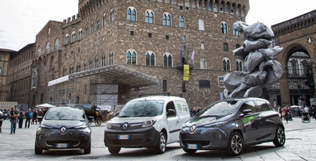 Car sharing elettrico, a Firenze Adduma sceglie Renault