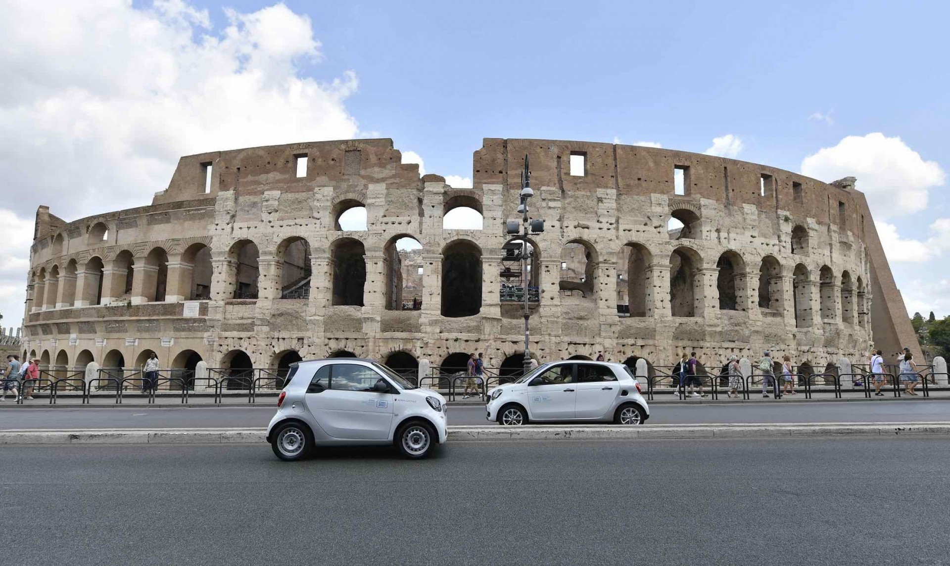 Cinque buoni motivi per scegliere il car sharing car2go secondo Mercedes