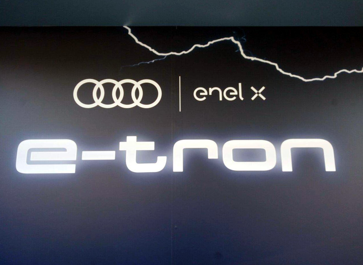 auto elettriche audi e-tron