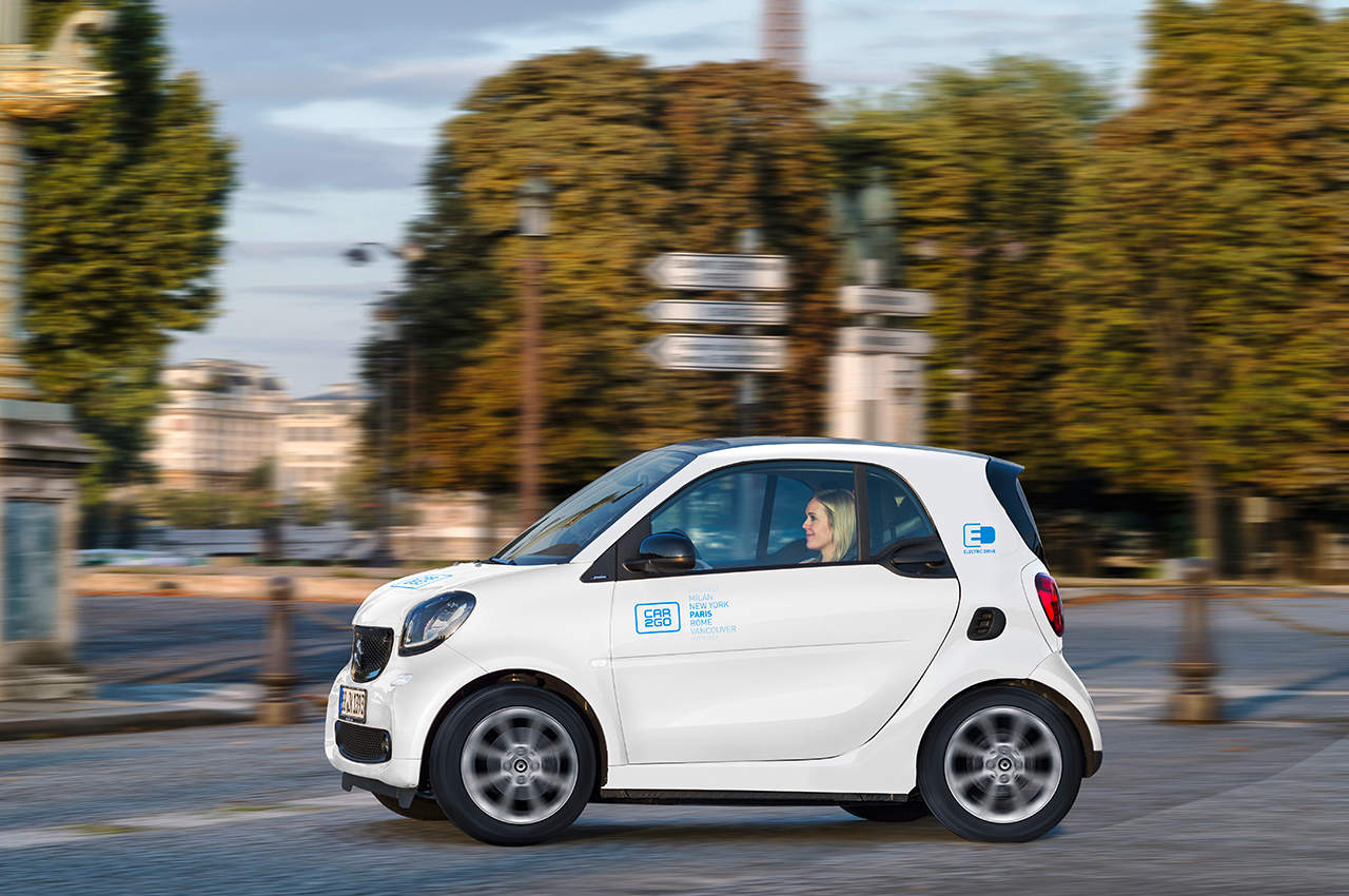 car2go car sharing elettrico parigi