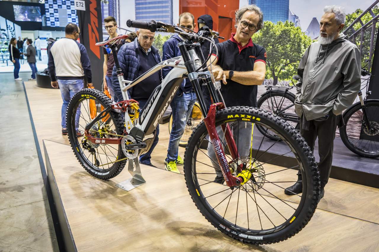 EICMA 2018 l'ebike Fantic XF1 Integra DH200 Downhill prototipo Ecoblog