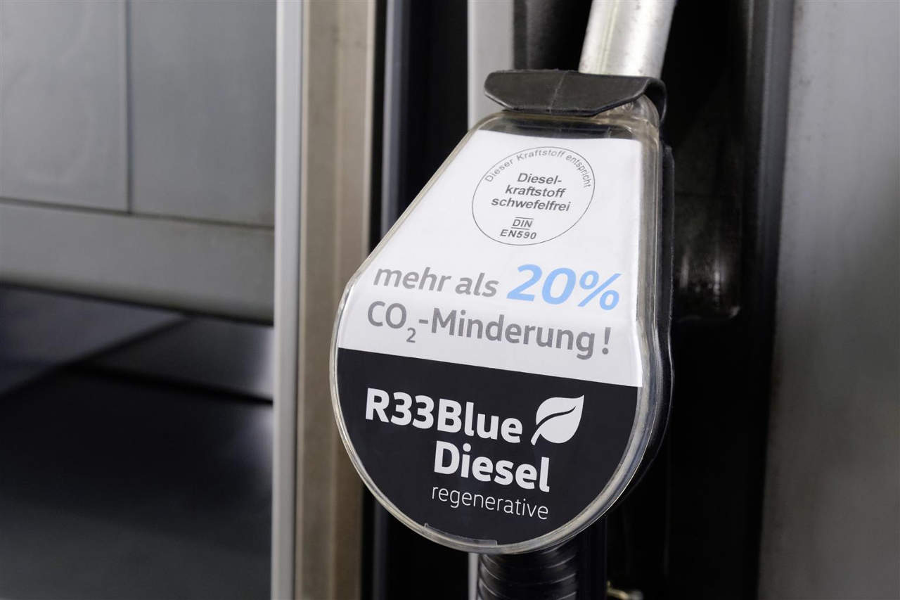 carburante rigenerato R33 BlueDiesel