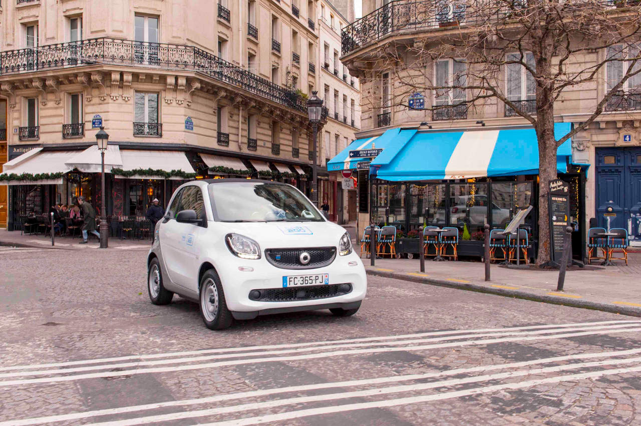 auto elettriche car sharing car2go parigi