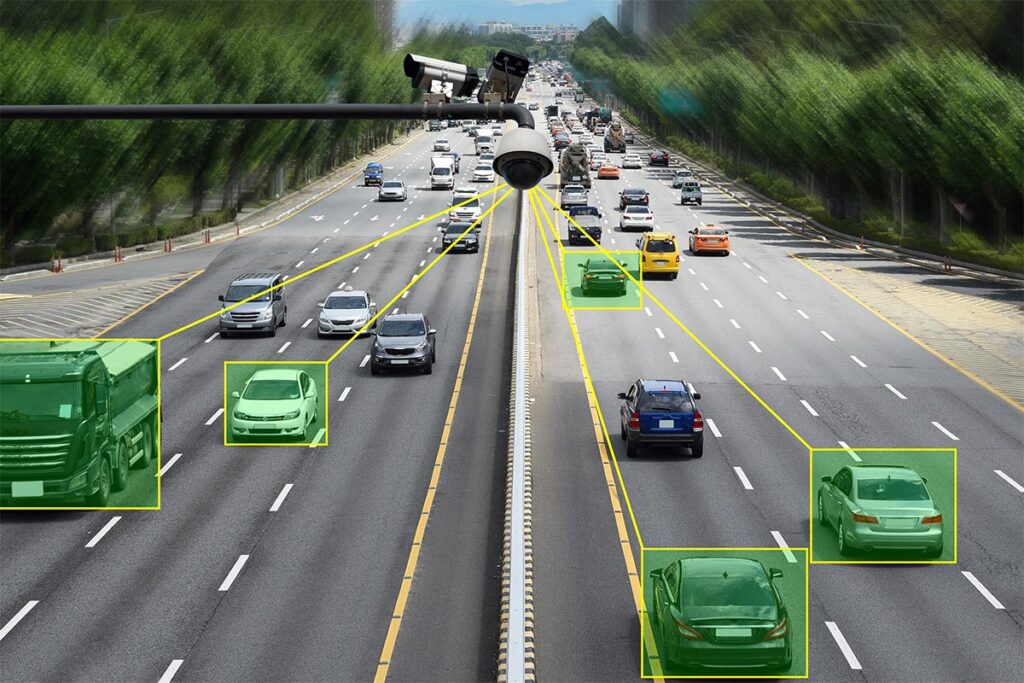 Autovelox che controlla la velocità delle auto nel traffico
