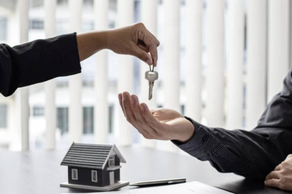 In questo contesto, sono emerse diverse iniziative e programmi che offrono la possibilità di ottenere una casa o un affitto gratuito