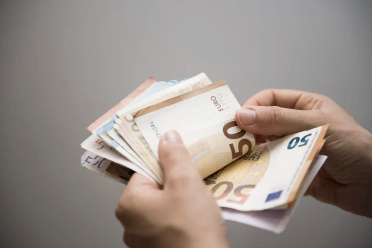 Per richiedere i bonus INPS, è consigliabile seguire alcuni semplici passaggi. Prima di tutto, è necessario verificare di avere l’ISEE aggiornato