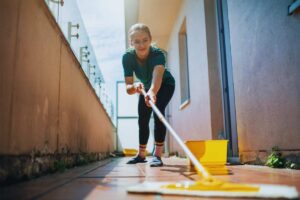 Sos terrazzo, trucco geniale per fughe brillanti