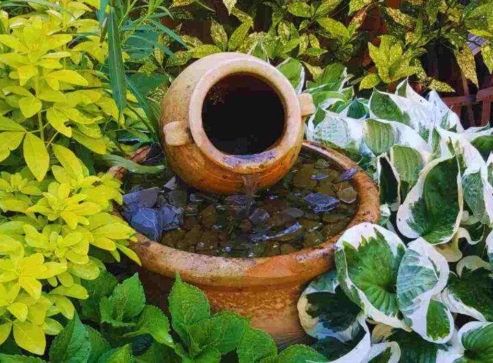 Fontana da giardino ecochic: come creare un’oasi di relax con materiali riciclati