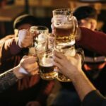 Questa scoperta, supportata da ricerche scientifiche attuali, apre nuove prospettive sul ruolo della birra nella dieta e nella promozione della salute intestinale,