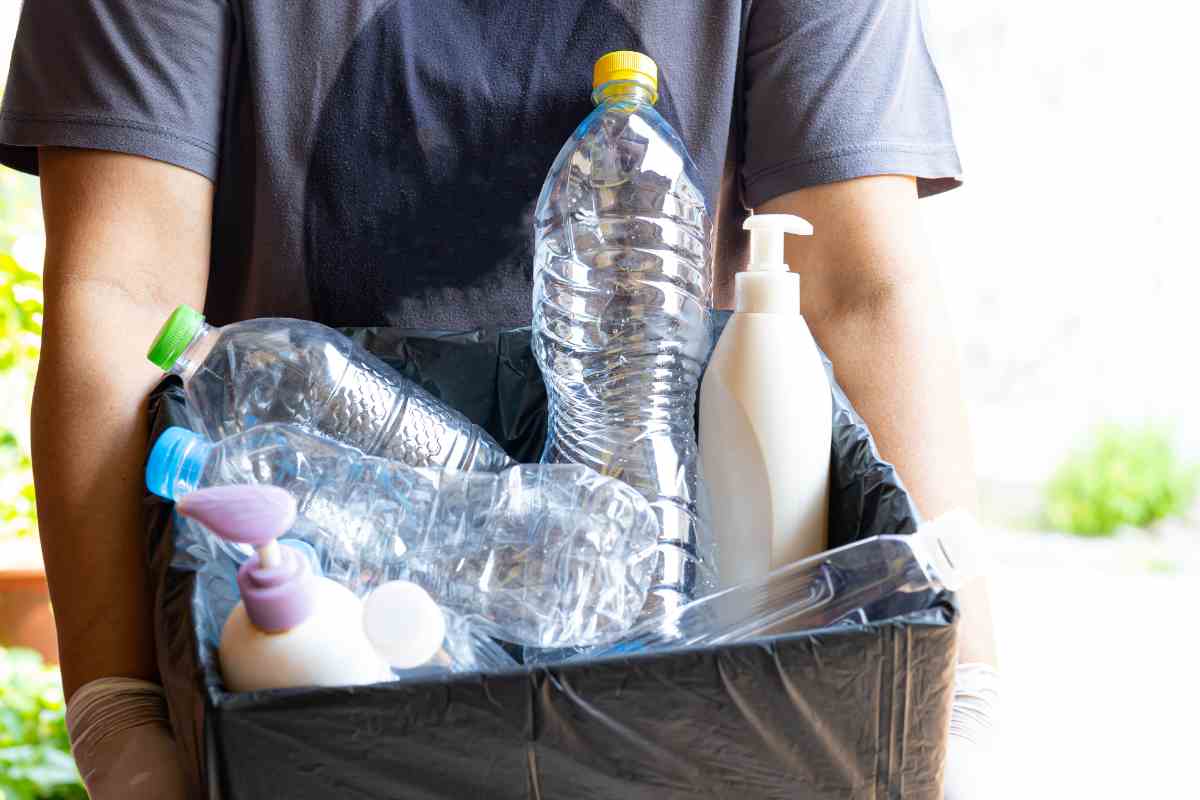 Bottiglie plastica riciclo