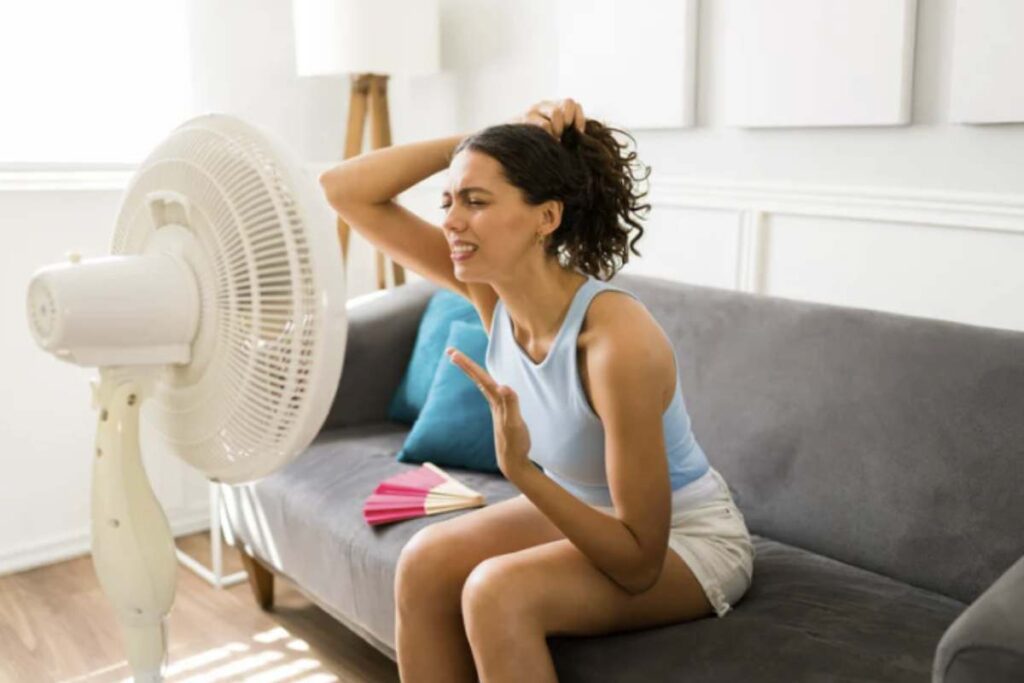 Nonostante una buona routine di igiene personale e l’attenzione al proprio aspetto, il sudore sotto le ascelle può diventare motivo di disagio,