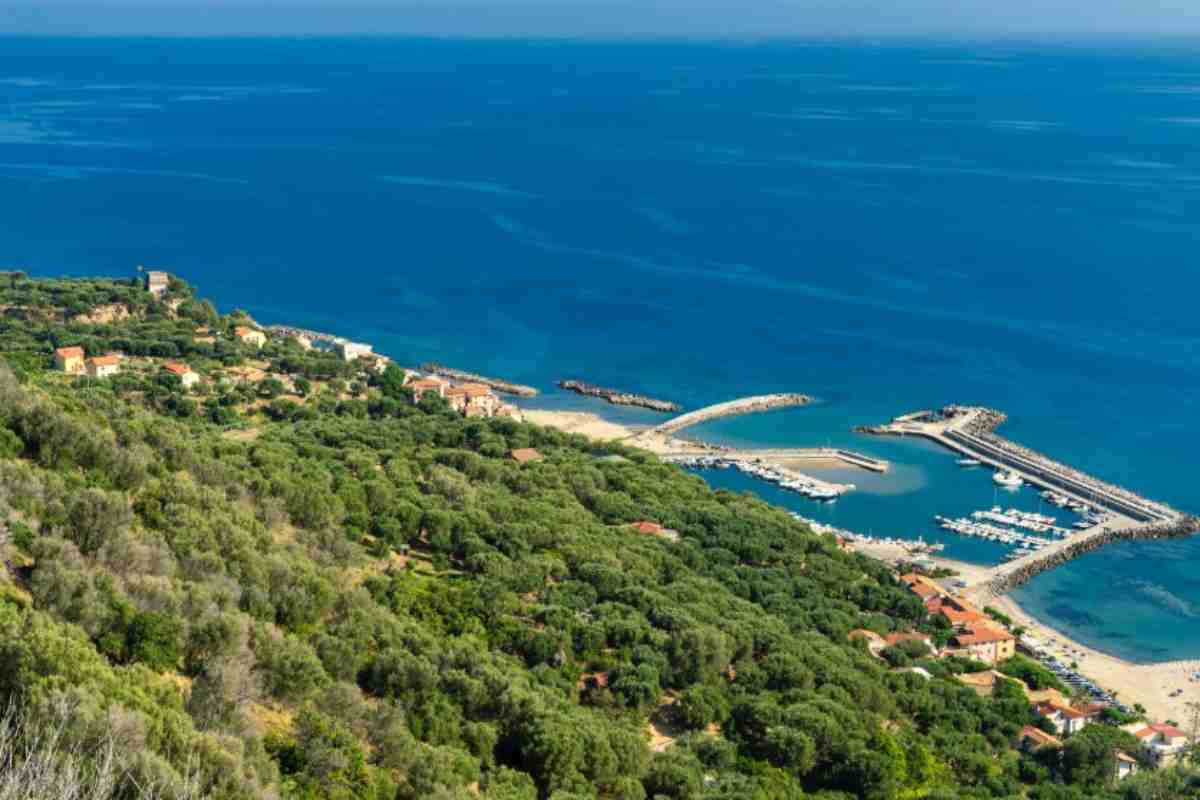 Pisciotta dall'alto