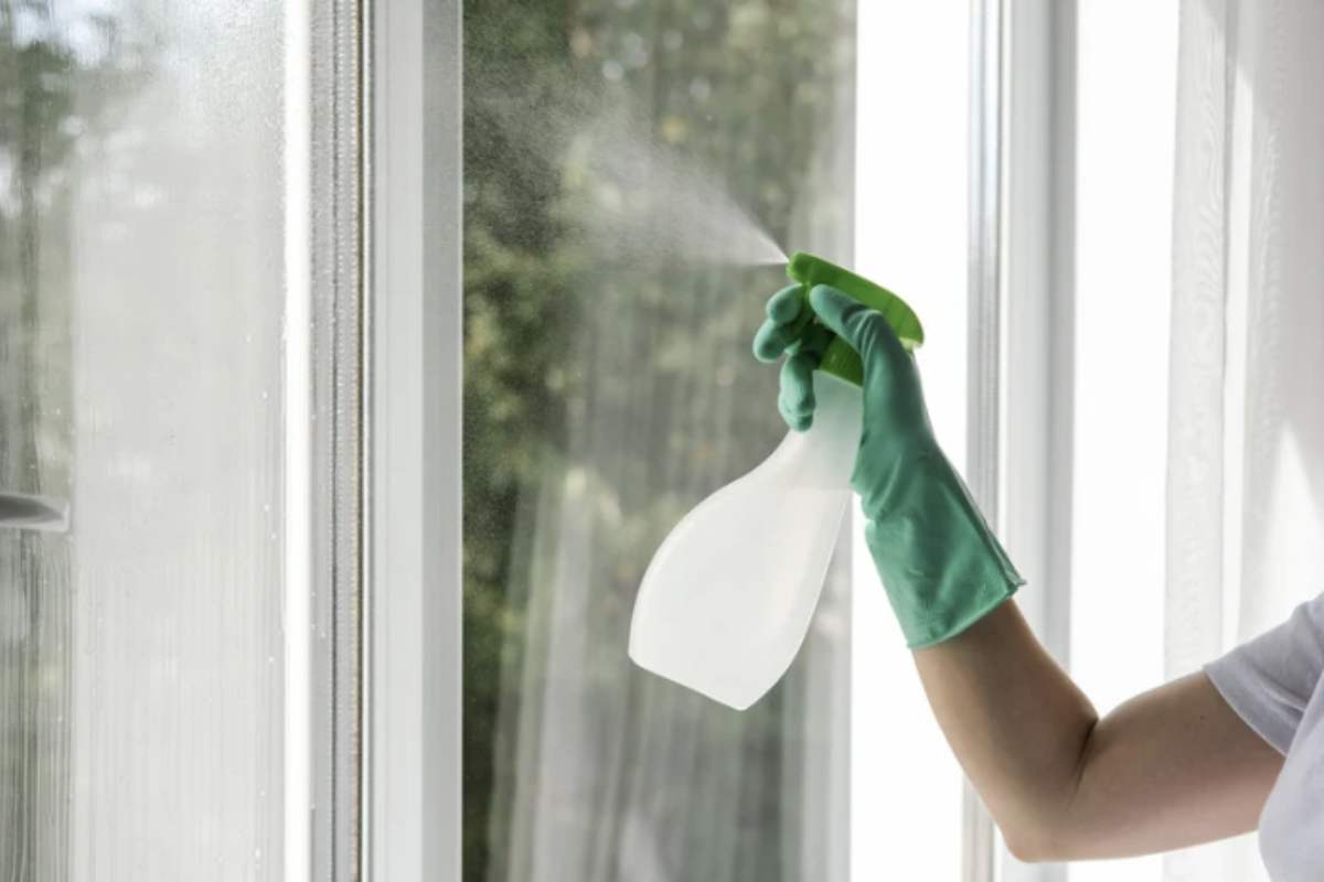 Oltre alla soluzione di aceto e acqua distillata, negli hotel si utilizzano anche altri ingredienti naturali come il sapone di Marsiglia