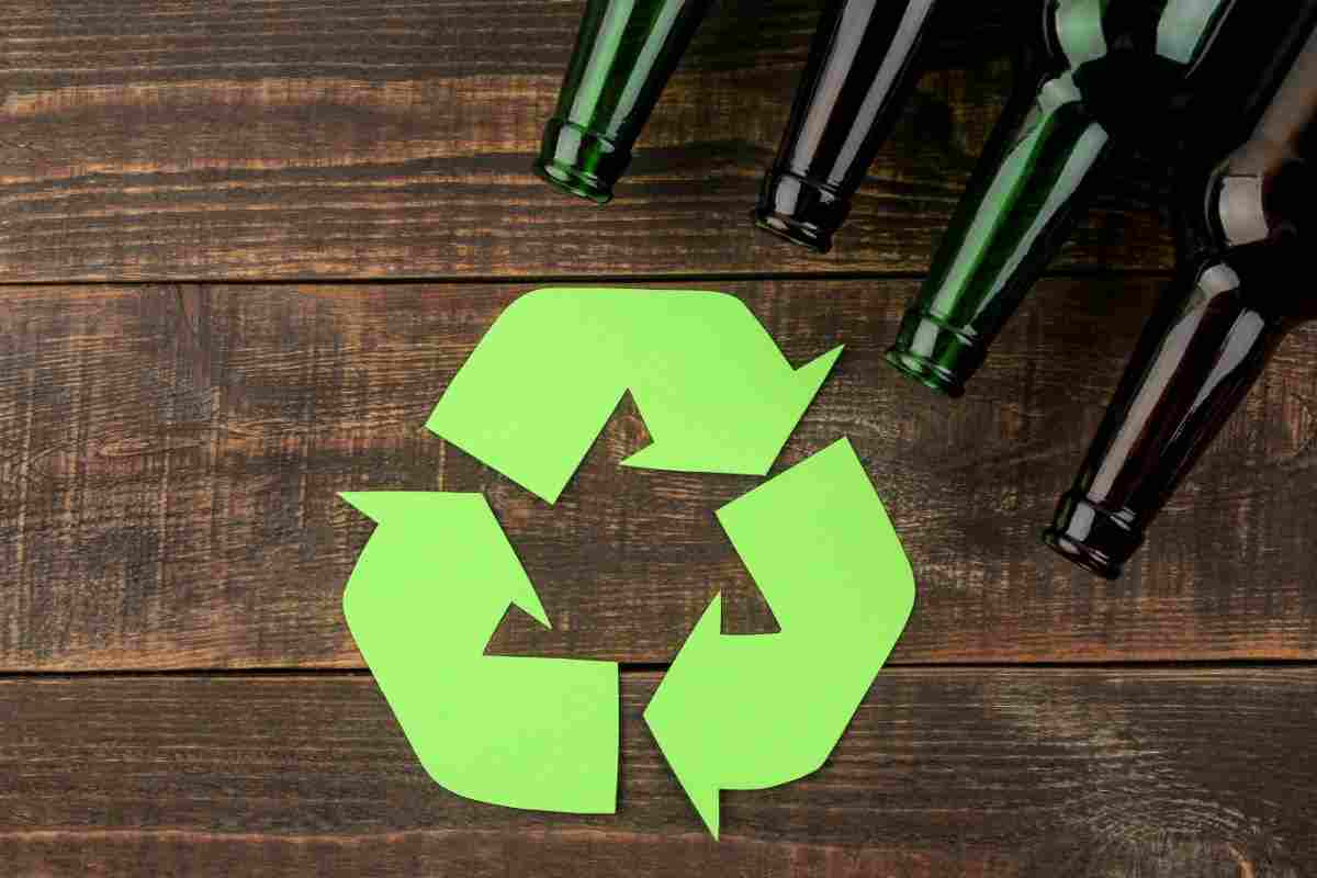 Come riutilizzare le bottiglie di vetro?