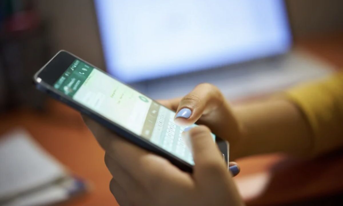 Il cambiamento più importante riguarda la gestione della funzione chiamata “Attività App Gemini”, ovvero l’impostazione che permette o meno a Google