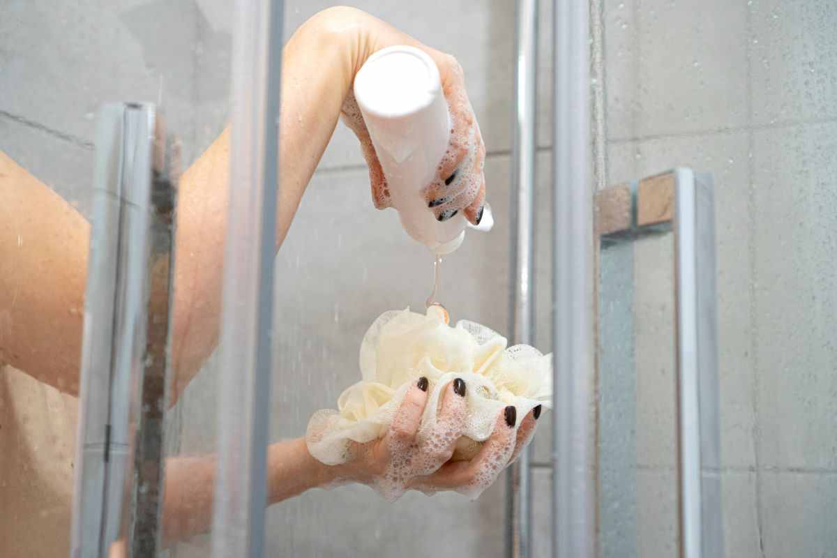abbronzatura resti nera fino a natale con questi bagnoschiuma