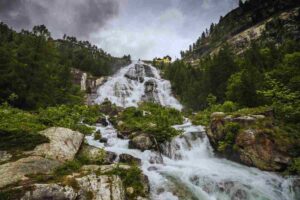 esplorare la cascata del toce