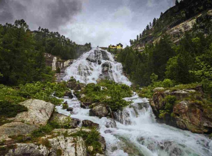 esplorare la cascata del toce