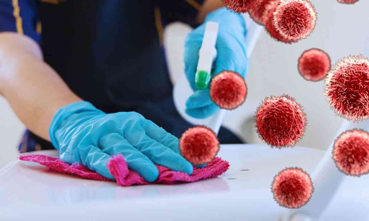 la pulizia accurata per eliminare germi e batteri