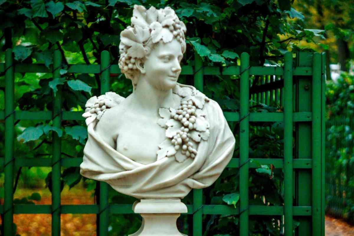 statua