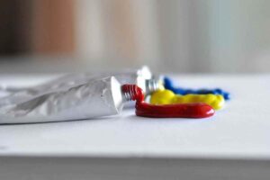 tubetto di colore usa questi 4 metodi per riciclarli