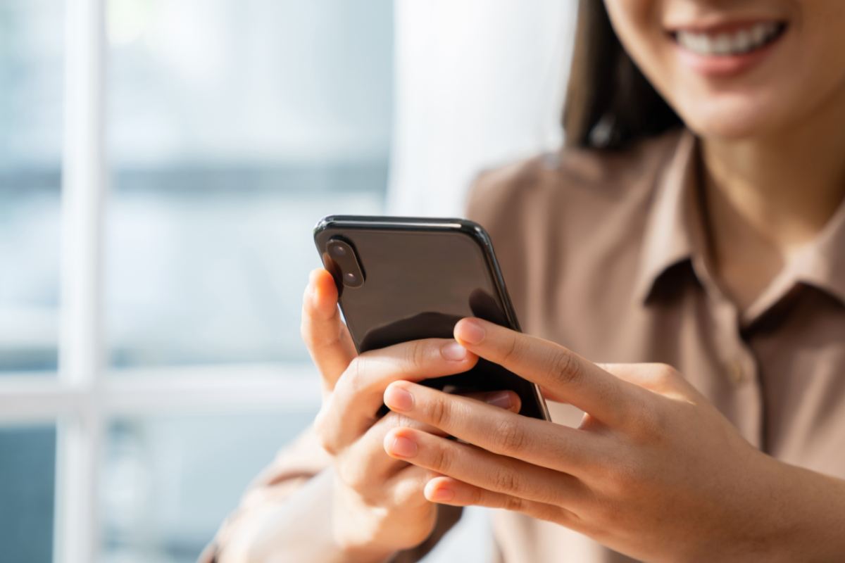 Donna smartphone