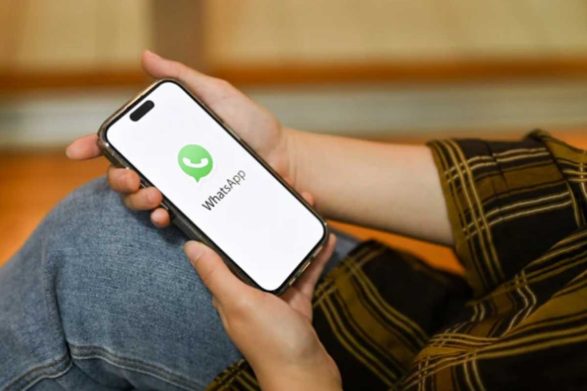 WhatsApp 