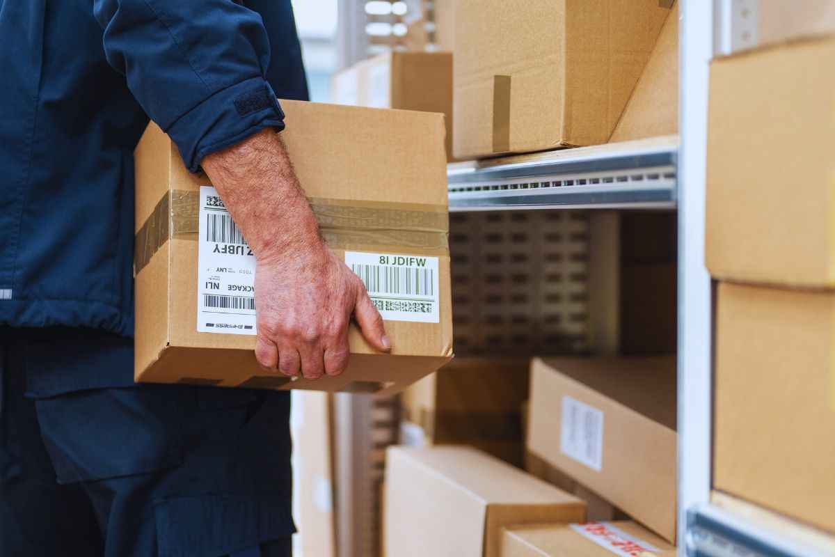 lavoro come magazziniere ad amazon