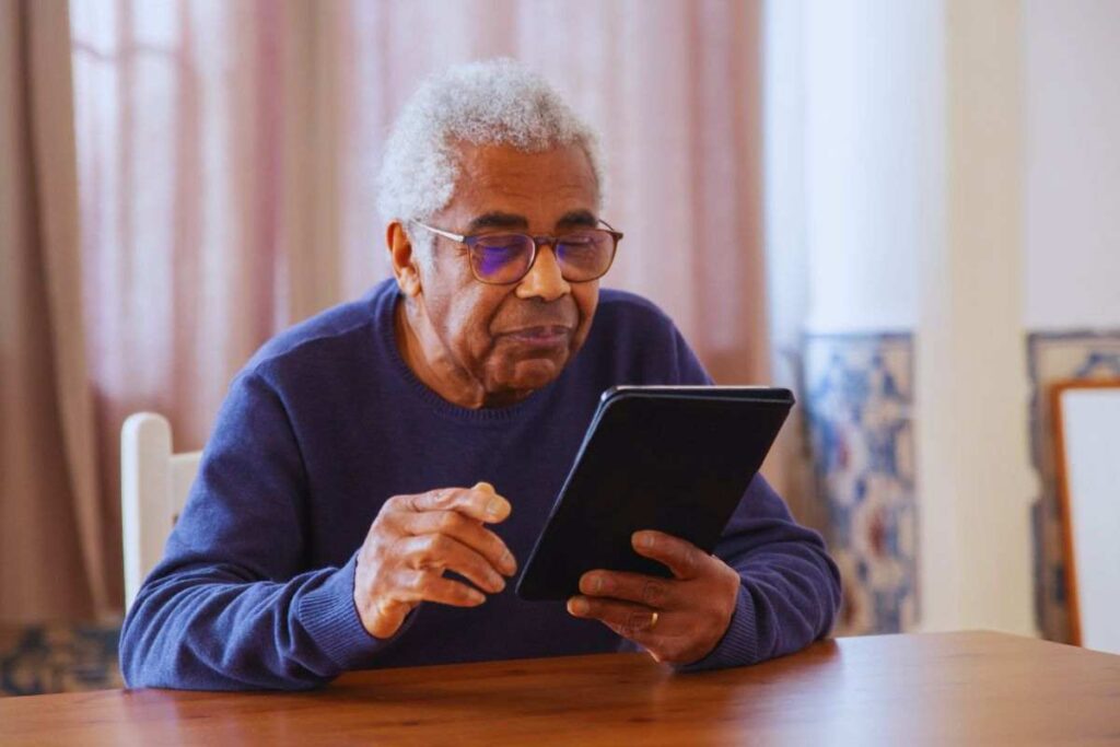 anziani e tecnologia