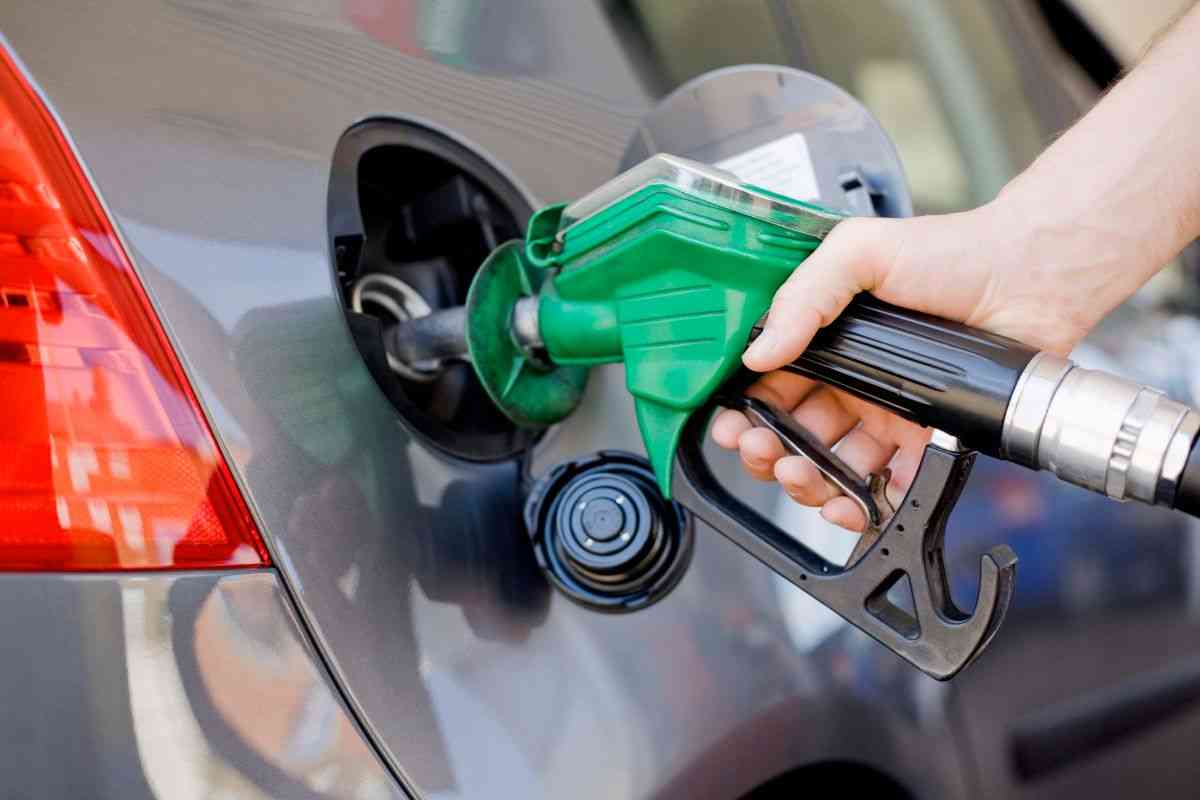 benzina: nuova truffa per gli automobilisti