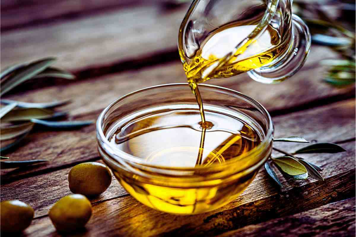 Offerta lampo, 50% di sconto sull’olio extravergine di oliva