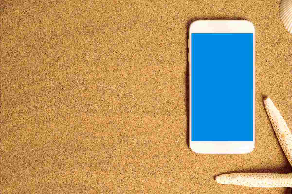 Sabbia nel telefono, solo così la elimini davvero