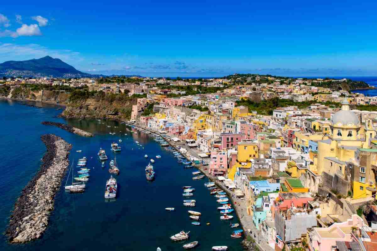 1300 anelli scoperti in mare vicino alla Sardegna