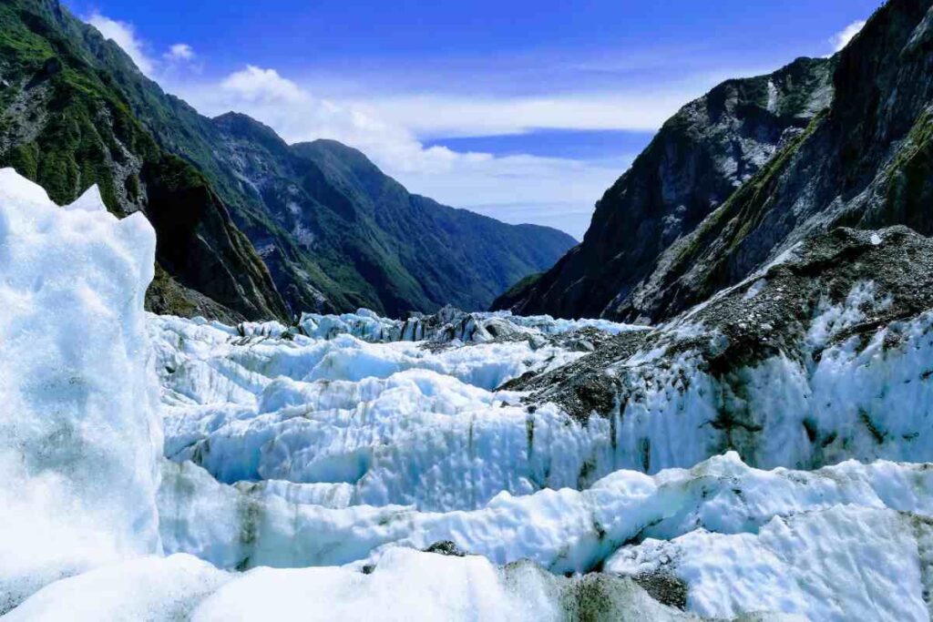 Ghiacciai italiani contaminati dal veleno.