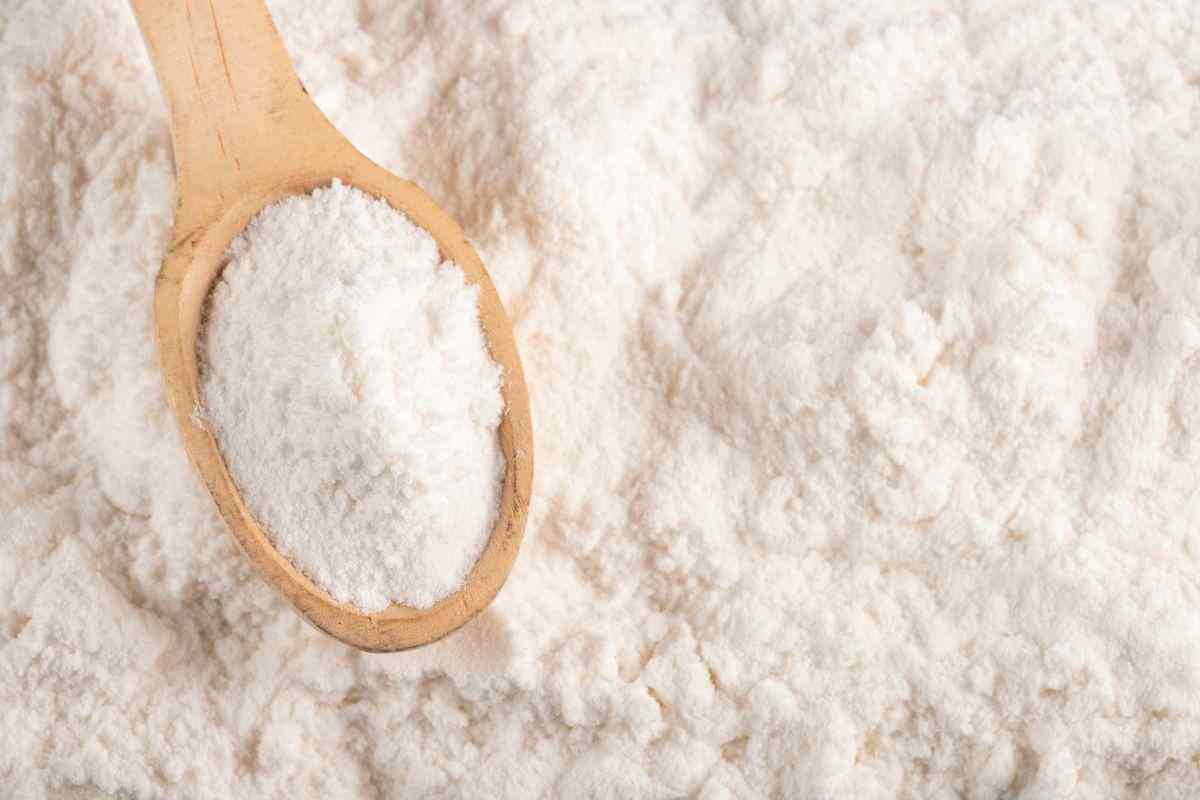 eliminare calcare dalla doccia con questo rimedio