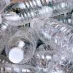 Nuovo design e più sostenibilità per le bottiglie di plastica