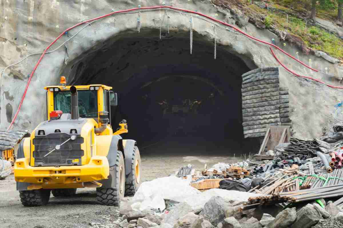 costruzione tunnel