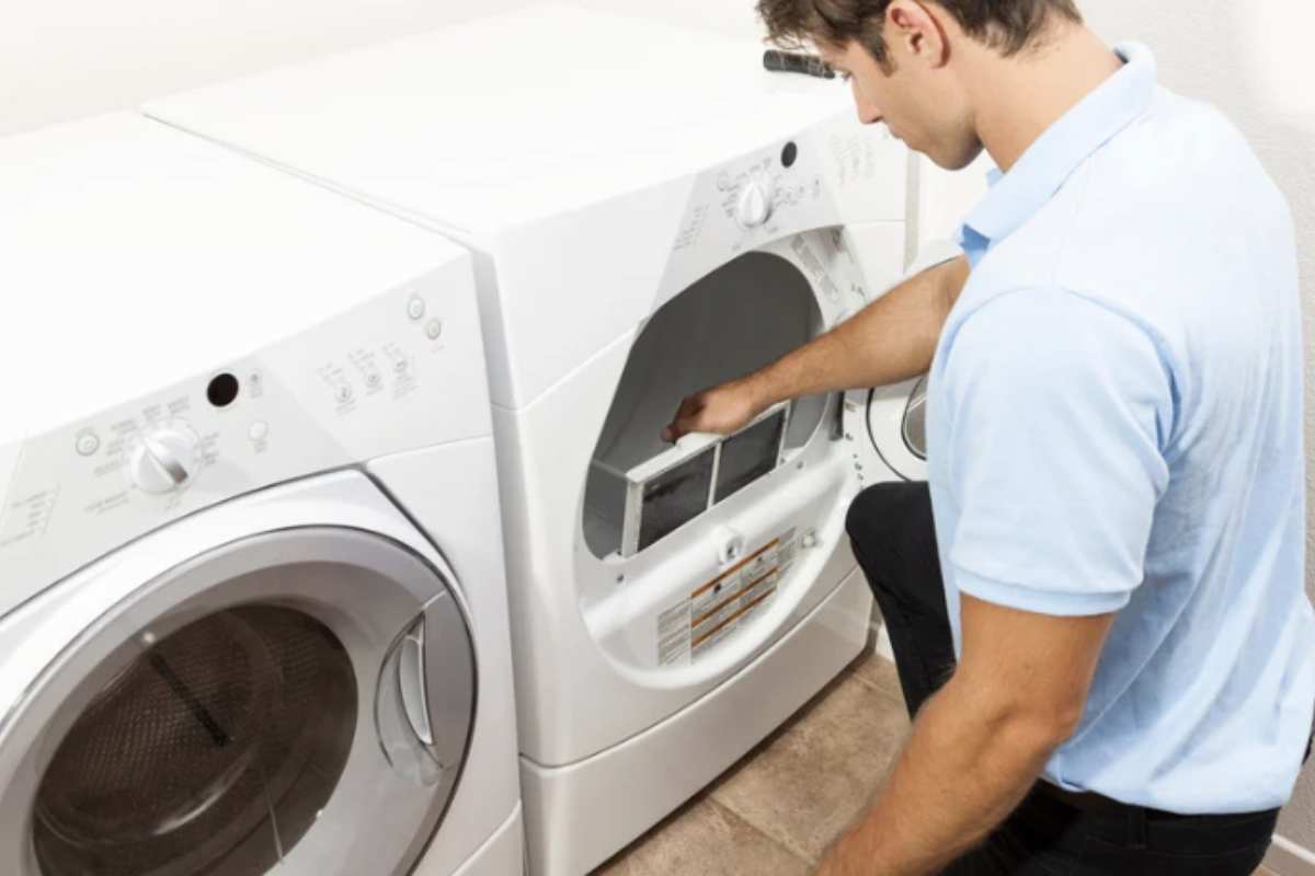 È interessante notare che il termine lanugine si riferisce anche a un altro fenomeno, ben diverso ma collegato per natura e composizione