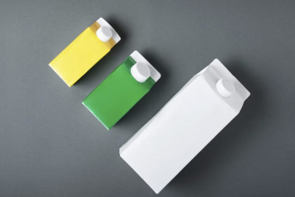 Sempre più comune nelle nostre dispense, questo tipo di contenitore viene utilizzato per alimenti liquidi come latte, succhi di frutta