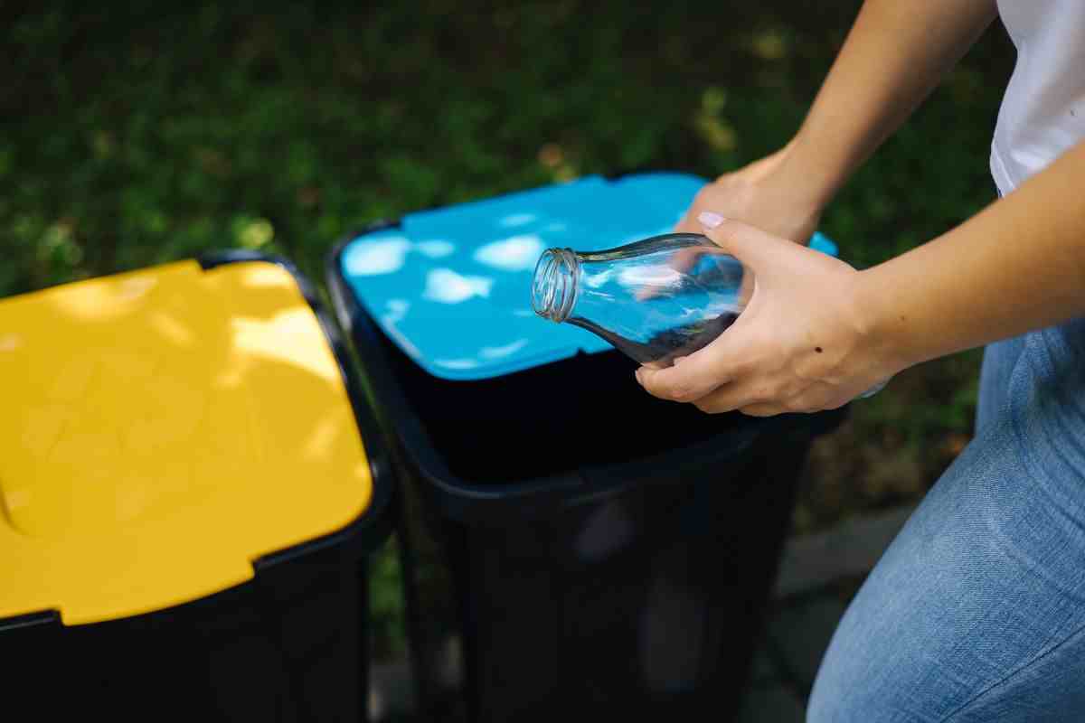 come igienizzare i bidoni della spazzatura