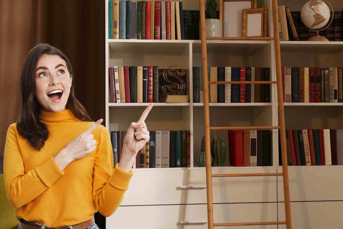 come trasformare una scala vecchia in una libreria