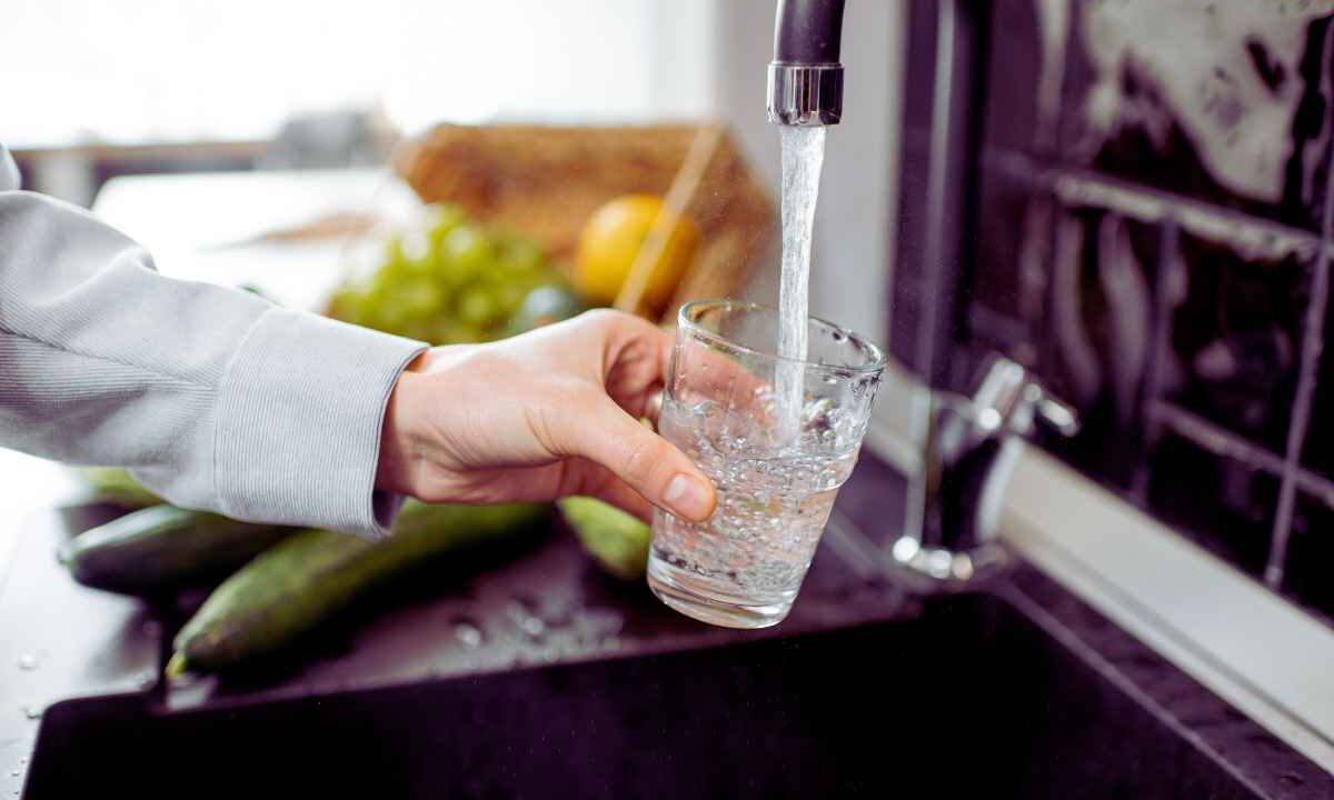 Acqua potabile, come riconoscere quella da bere