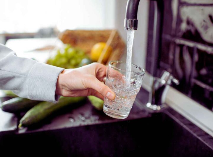 Acqua potabile, come riconoscere quella da bere