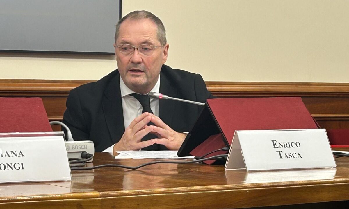 Enrico Tasca, Direttore Generale del Gruppo Equity, durante il suo intervento.