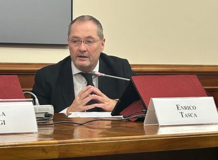 Enrico Tasca, Direttore Generale del Gruppo Equity, durante il suo intervento.