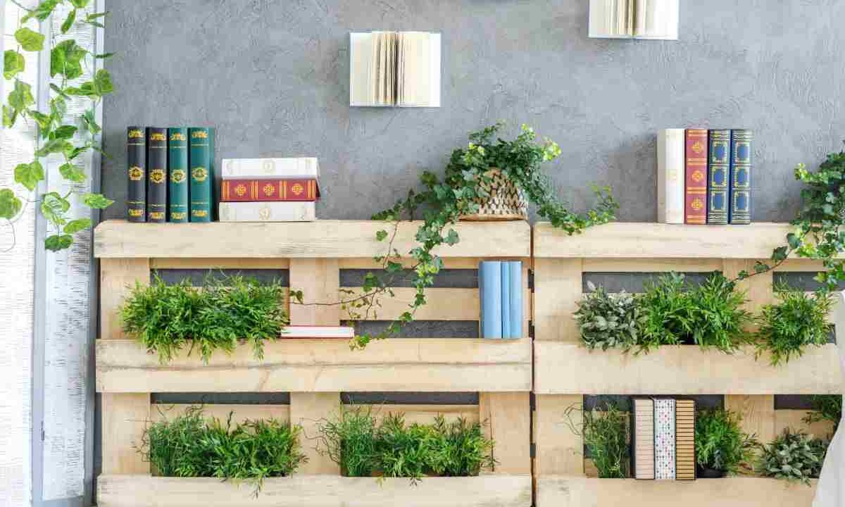 Come realizzare una libreria con le cassette della frutta