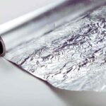 Dove si getta la carta stagnola, pulita o sporca